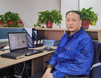 優(yōu)秀黨員-李昭(1).png 優(yōu)秀黨員-李昭(1).png